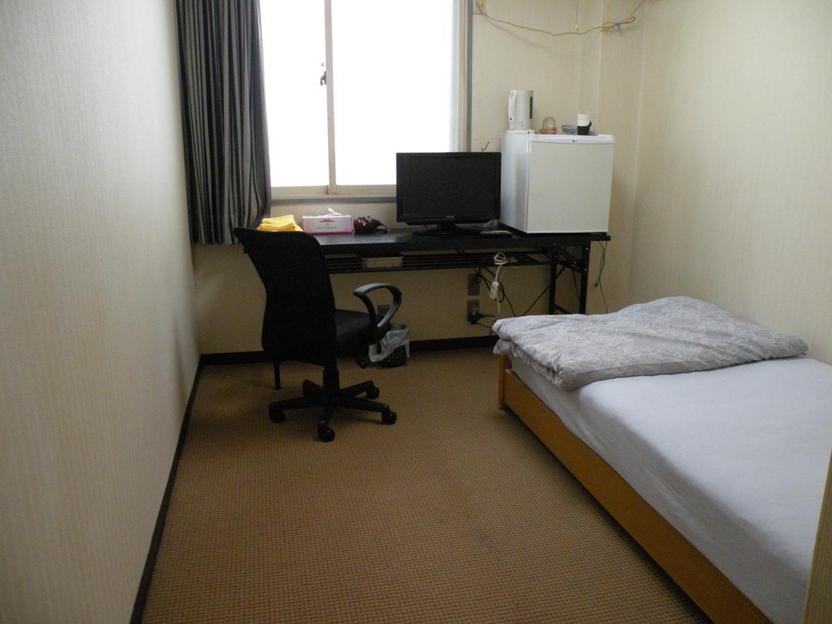 Business Hotel Minshuku Minato Tokushima Exterior foto