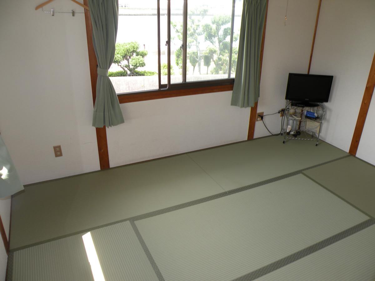 Business Hotel Minshuku Minato Tokushima Exterior foto